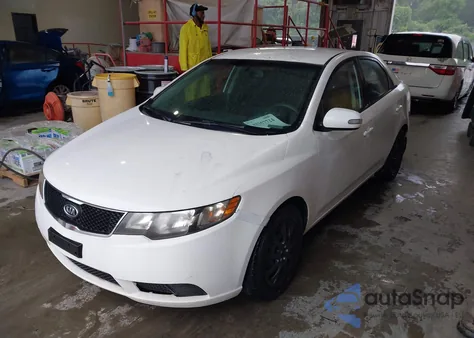 2010 Kia Forte Ex z USA, uszkodzony, nr VIN KNAFU4A29A5858736
